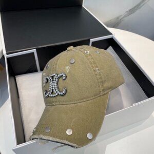 Celine's new classic fashion baseball cap